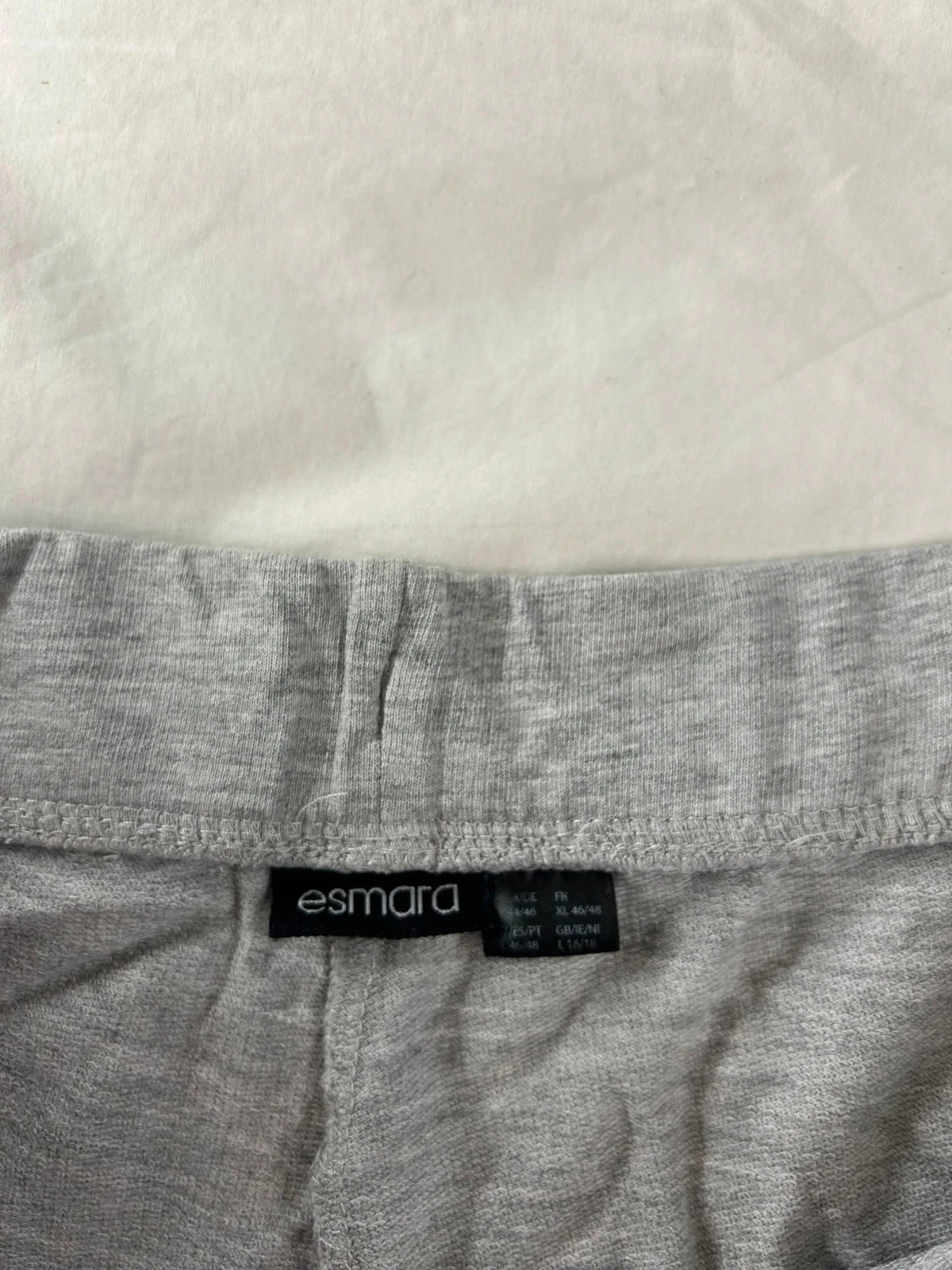 Esmara high-waisted gray shorts – photo 5